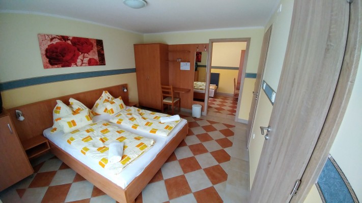 SZOBA - ROOM - ZIMMER