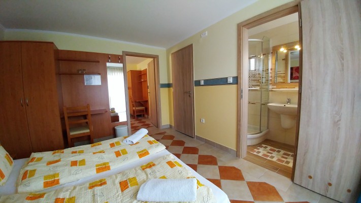 SZOBA - ROOM - ZIMMER