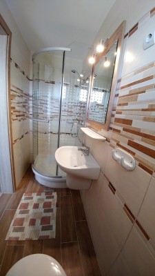 TUSOLÓ, WC - SHOWER ROOM - DUSCHE